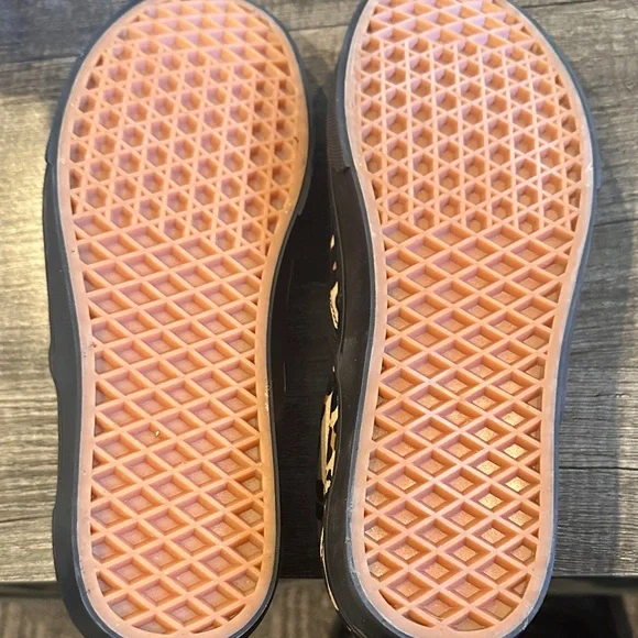 Vans Special Edition Skull Leopard Print Slip-On Shoes NWT 🏴‍☠️🐆 - Picture 8 of 10